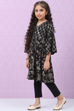 Black Viscose Flared Kurta Legging Suit Set image number 3