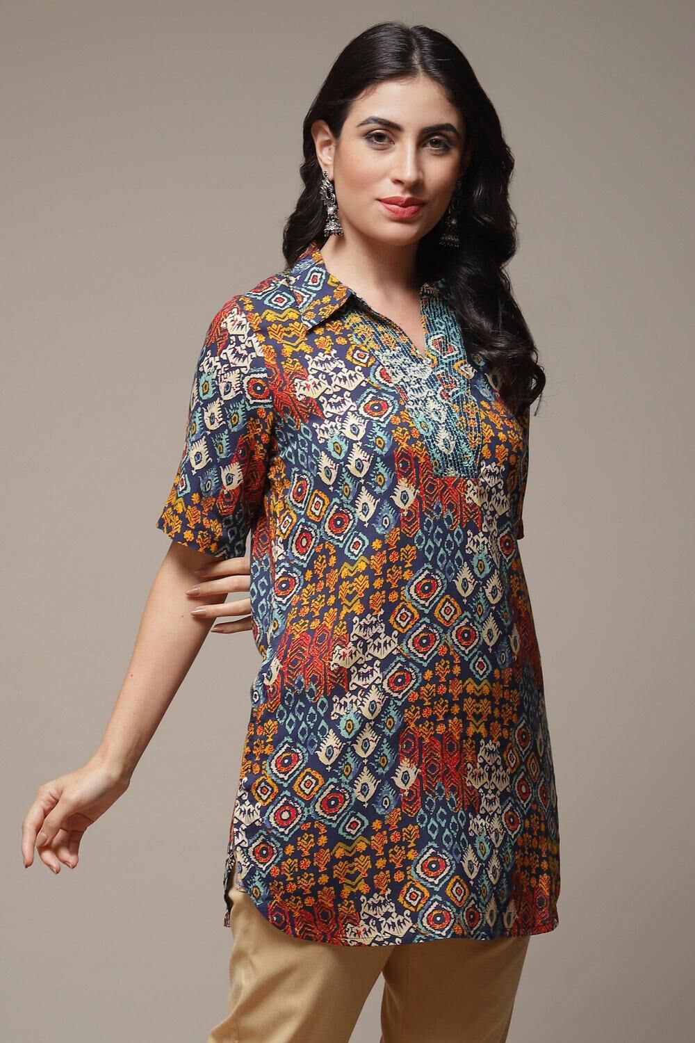 Navy LIVA Straight Top image number 4