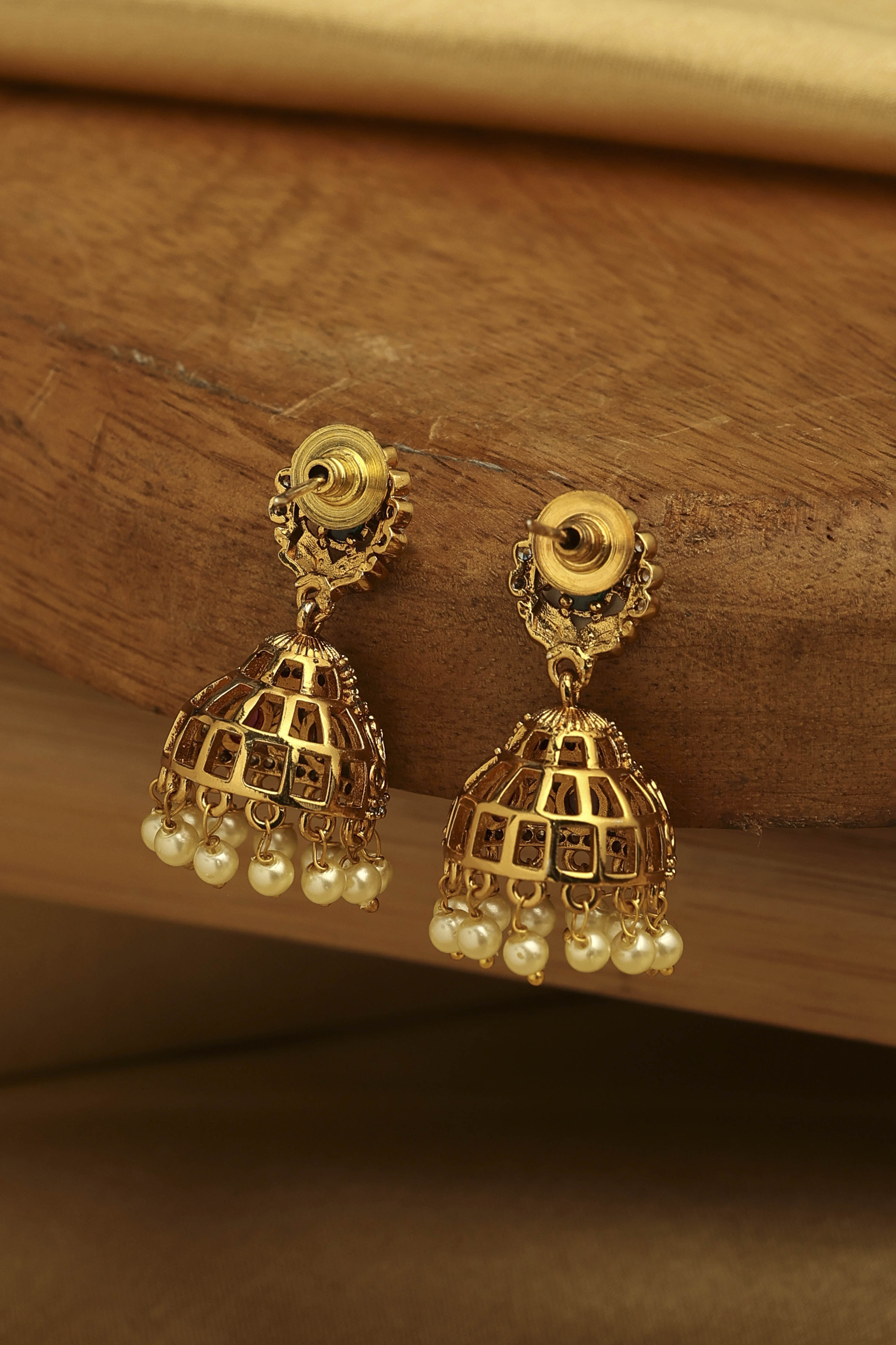 Multicolor Brass Jhumka image number 2