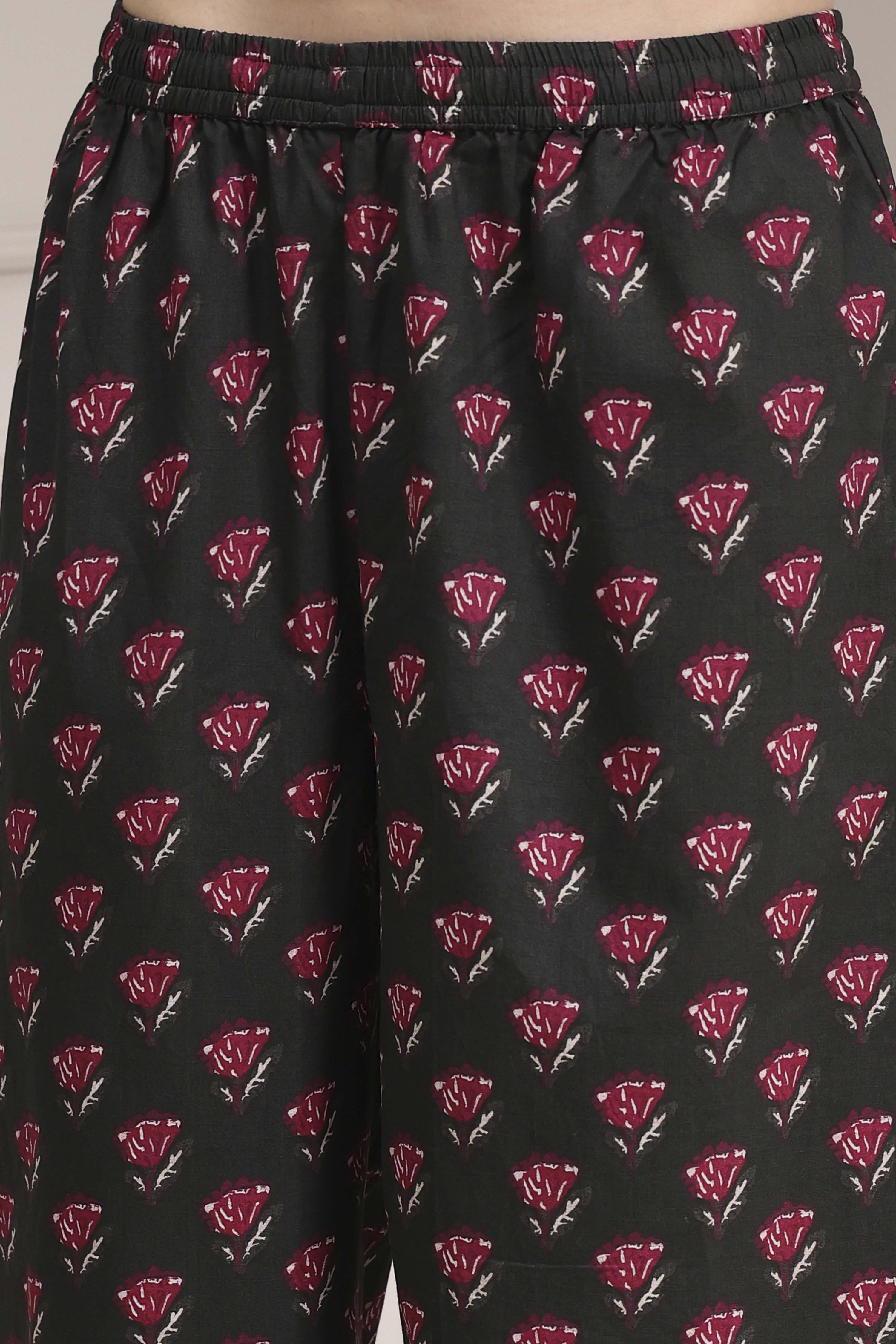 Black Cotton Printed Straight Suit Set image number 2