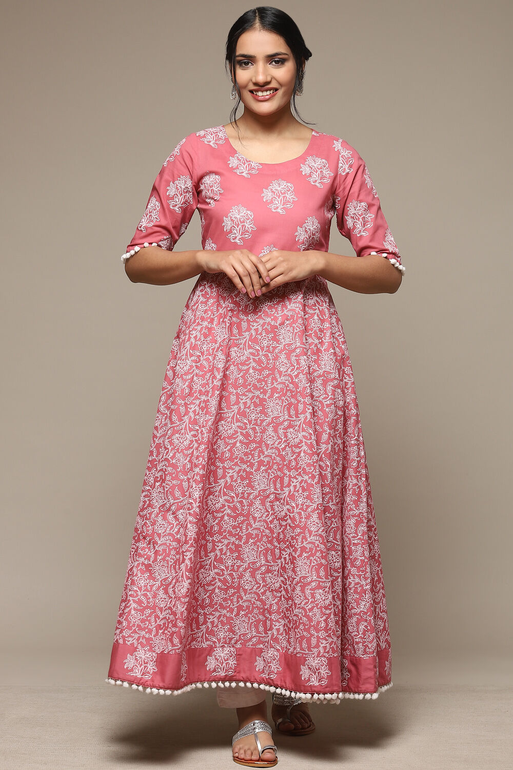 Onion Pink Cotton Flared Printed Kurta image number 5
