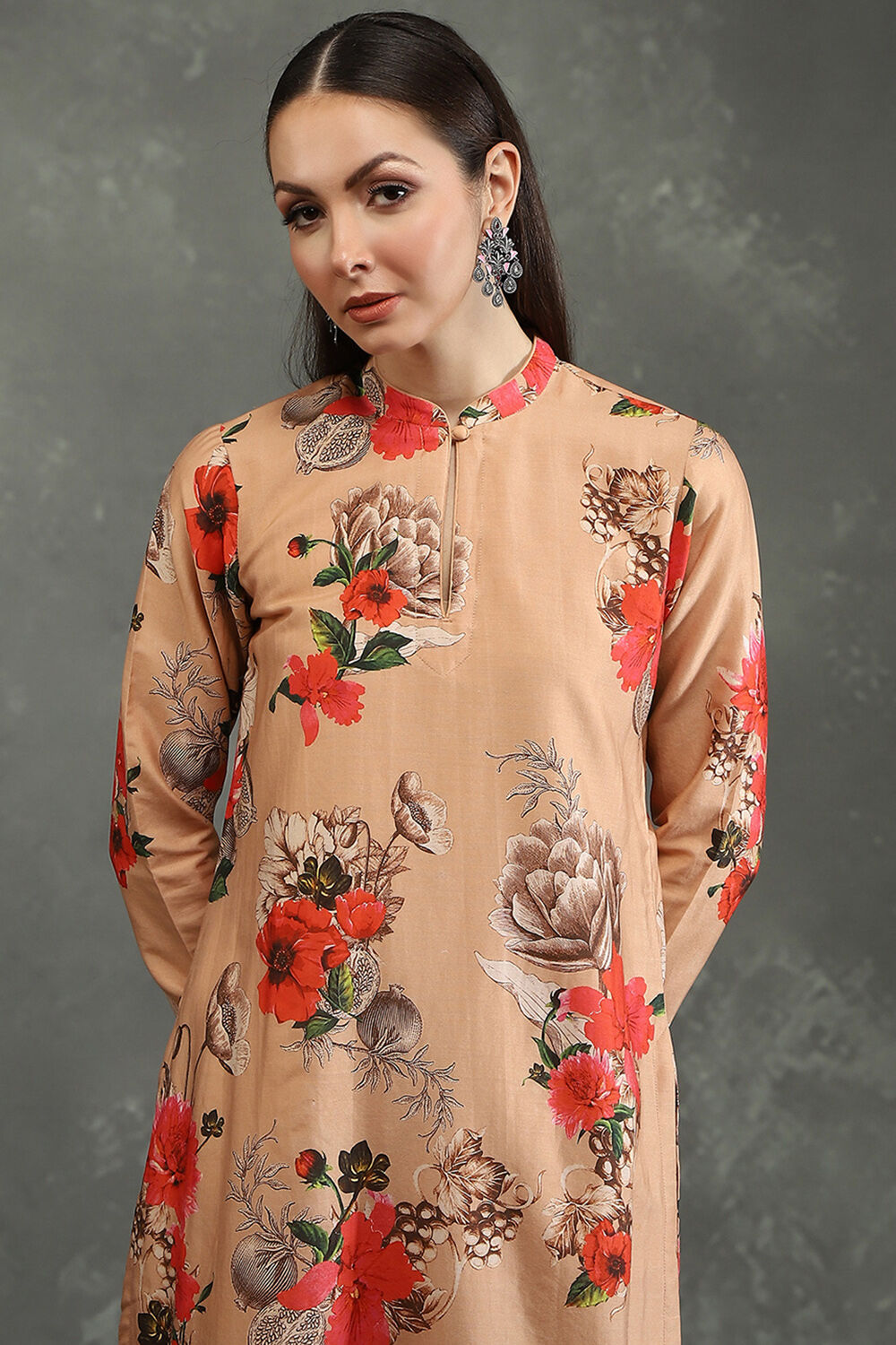 Peach-Toned Silk Chanderi Floral Printed Straight Kurta Set image number 1
