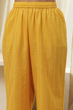 Yellow Cotton Embroidered Straight Kurta Set image number 2