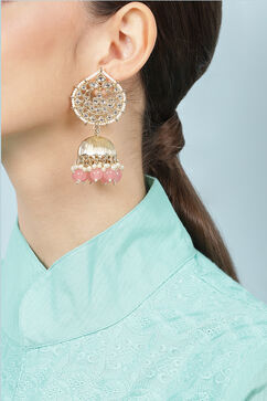 Gold Pink Alloy Earrings image number 1