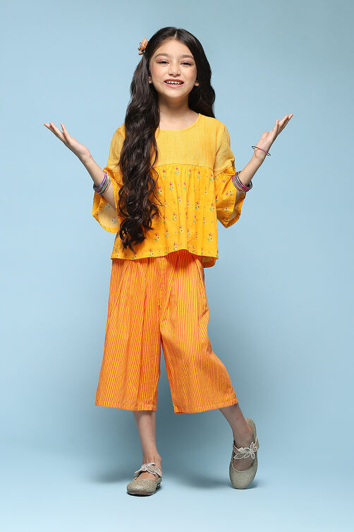 Yellow Cotton Straight Printed Kurta Set image number 0