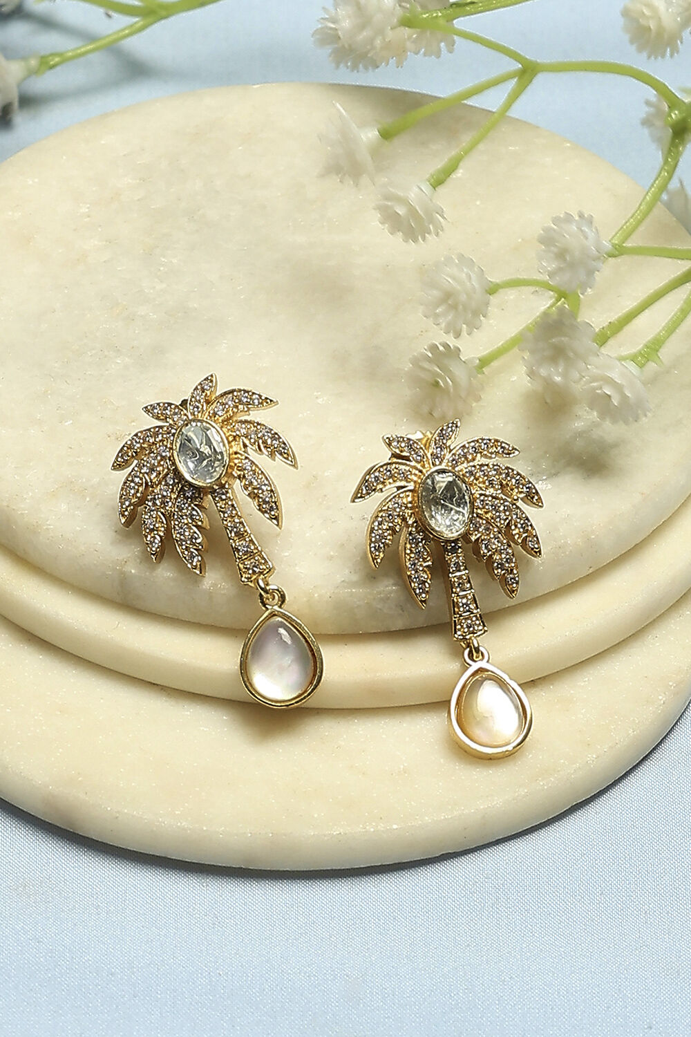 White Brass Drop & Danglers image number 0