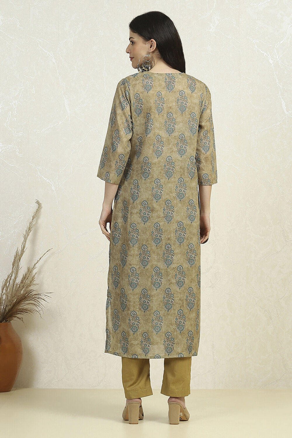 Lime Green Cotton Digital Print Unstitched Suit Set image number 5