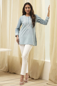 Blue Cotton Embroidered Straight Short Kurta image number 0