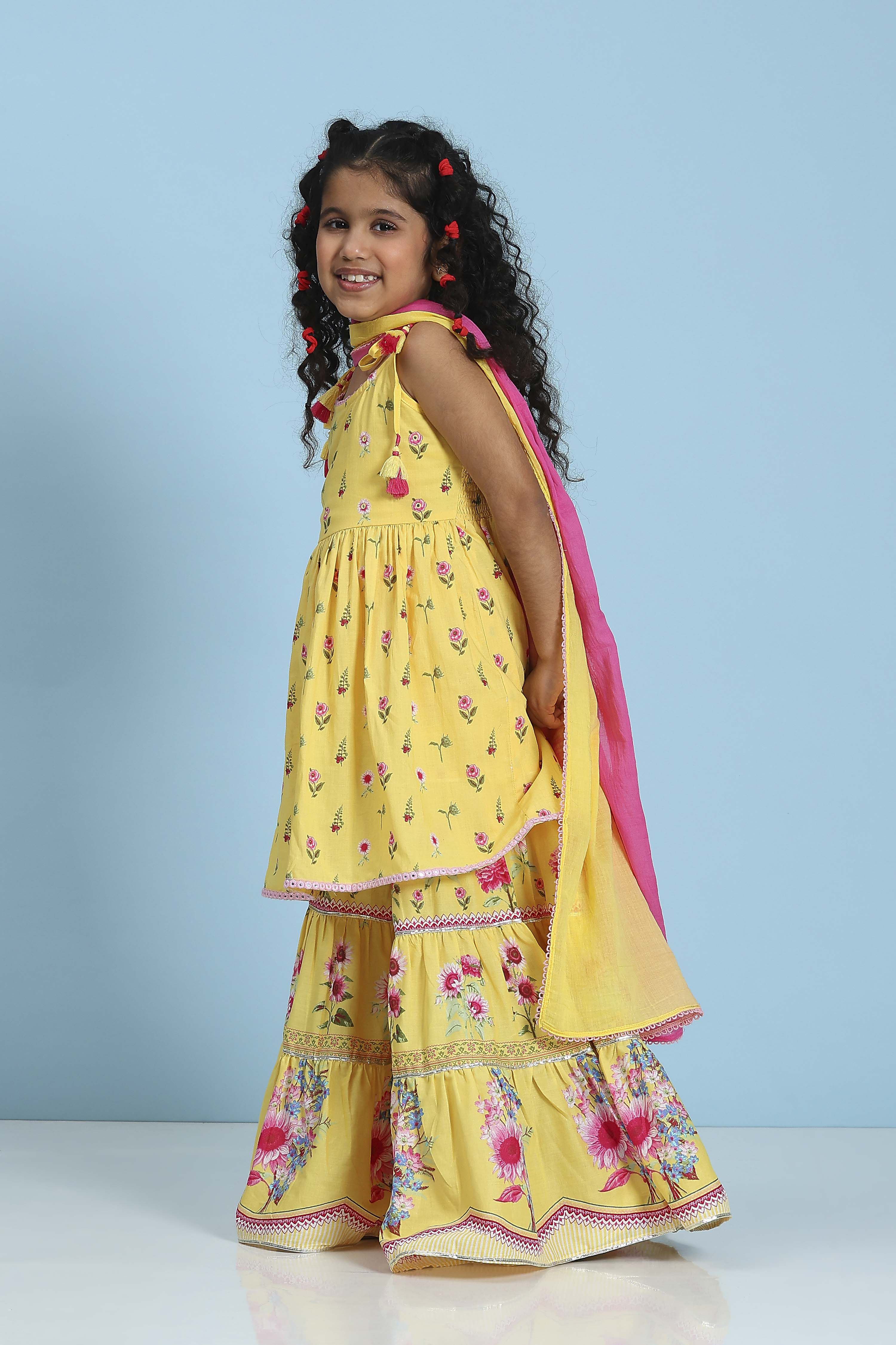 Yellow Cotton Printed Peplum Suit Set image number 3