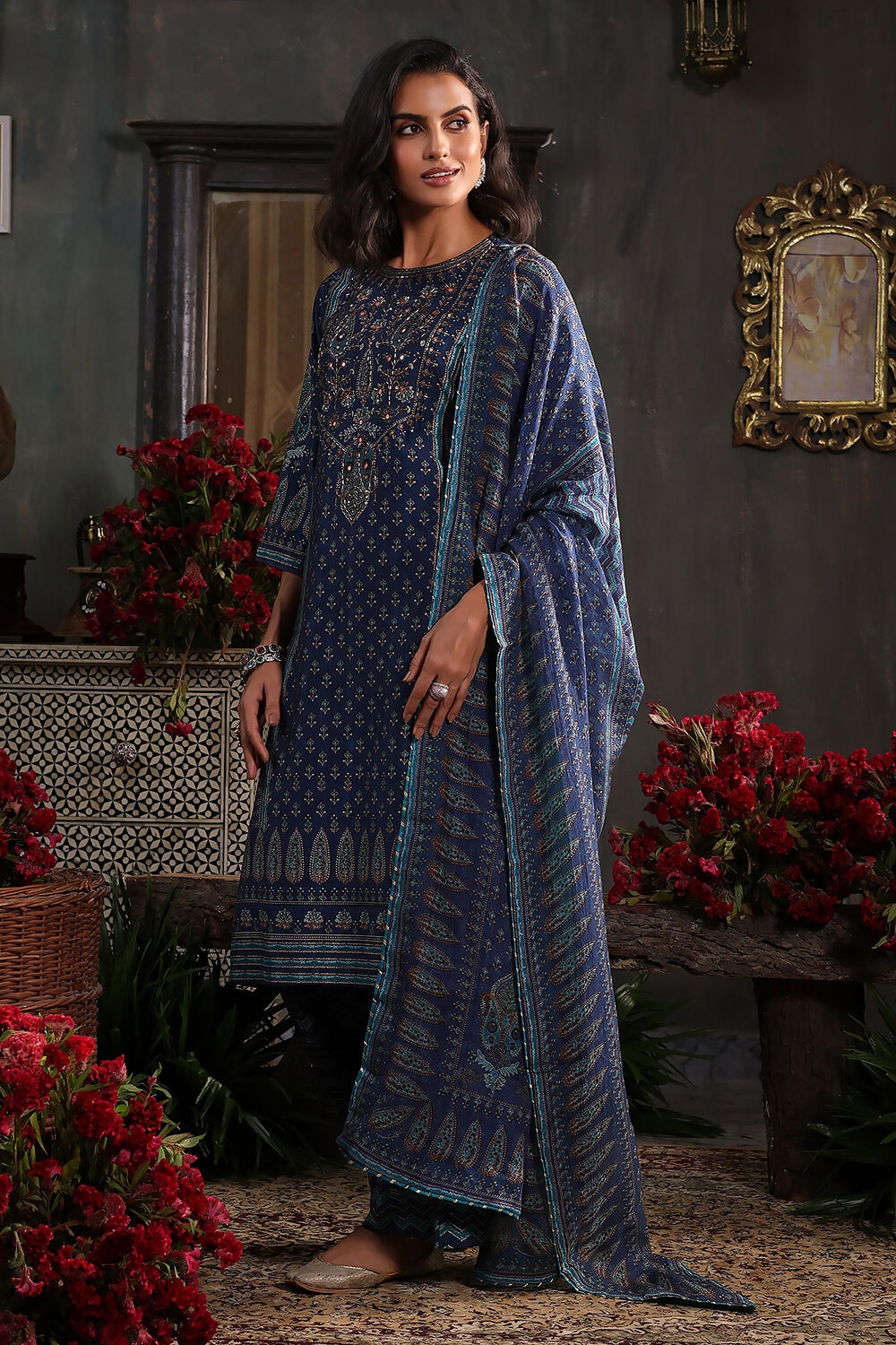 Blue Printed Straight Suit Set image number 3