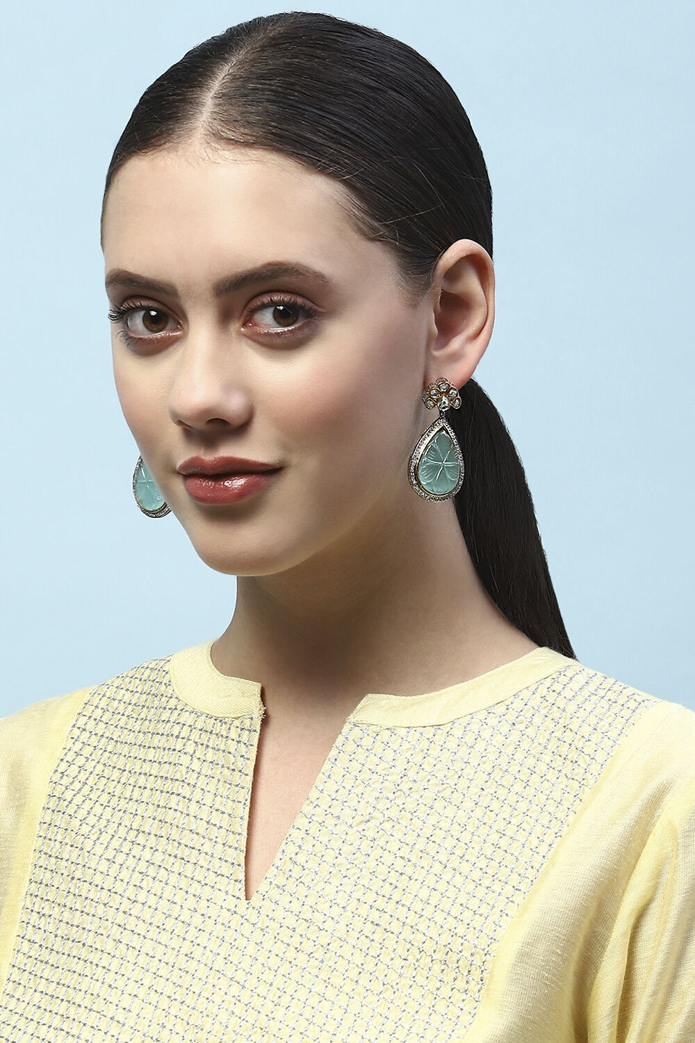 Mint Green Gold-Plated Kundan Tear Drop Danglers image number 1