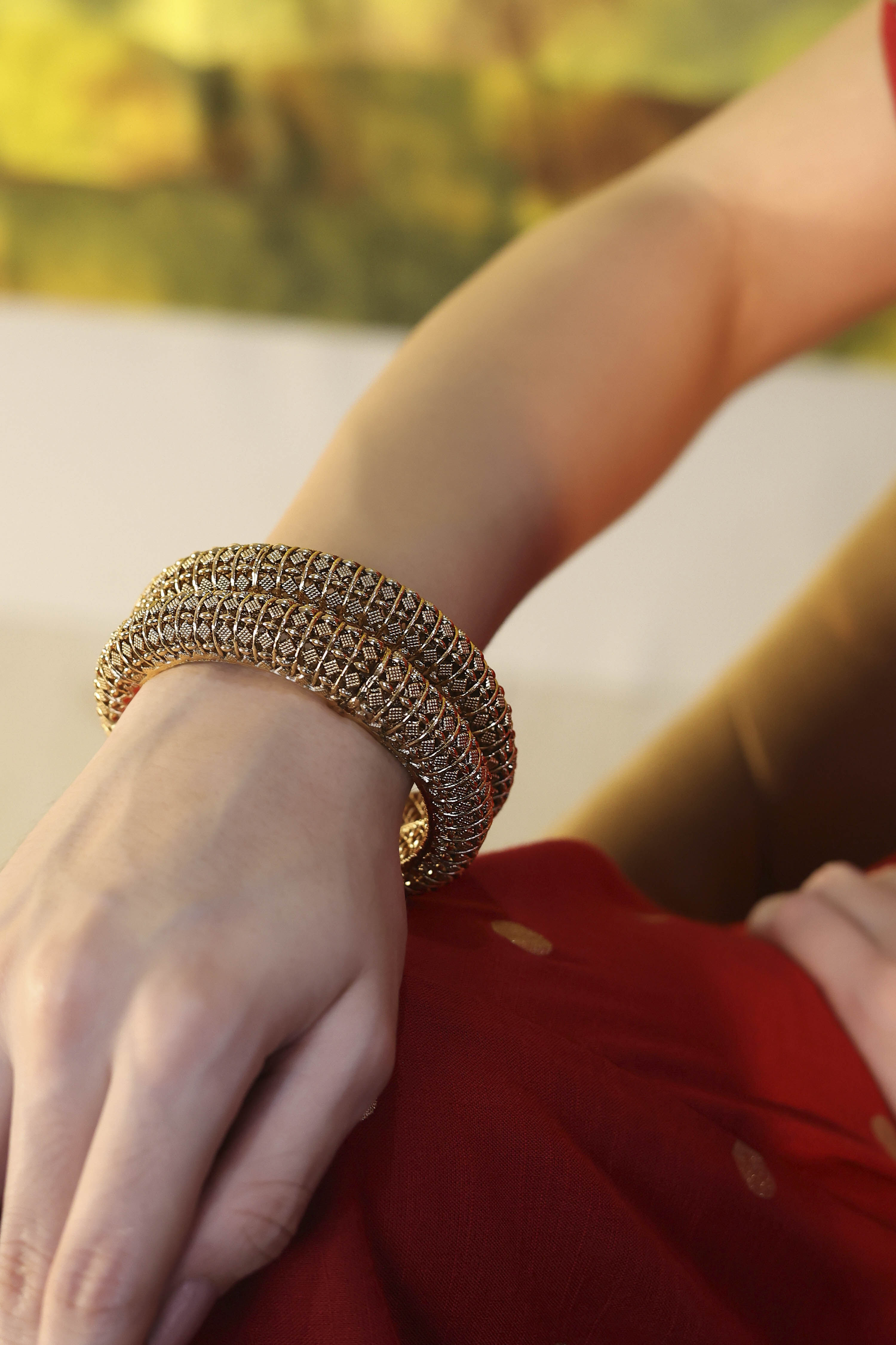 Gold Alloy Temple Bangles image number 3