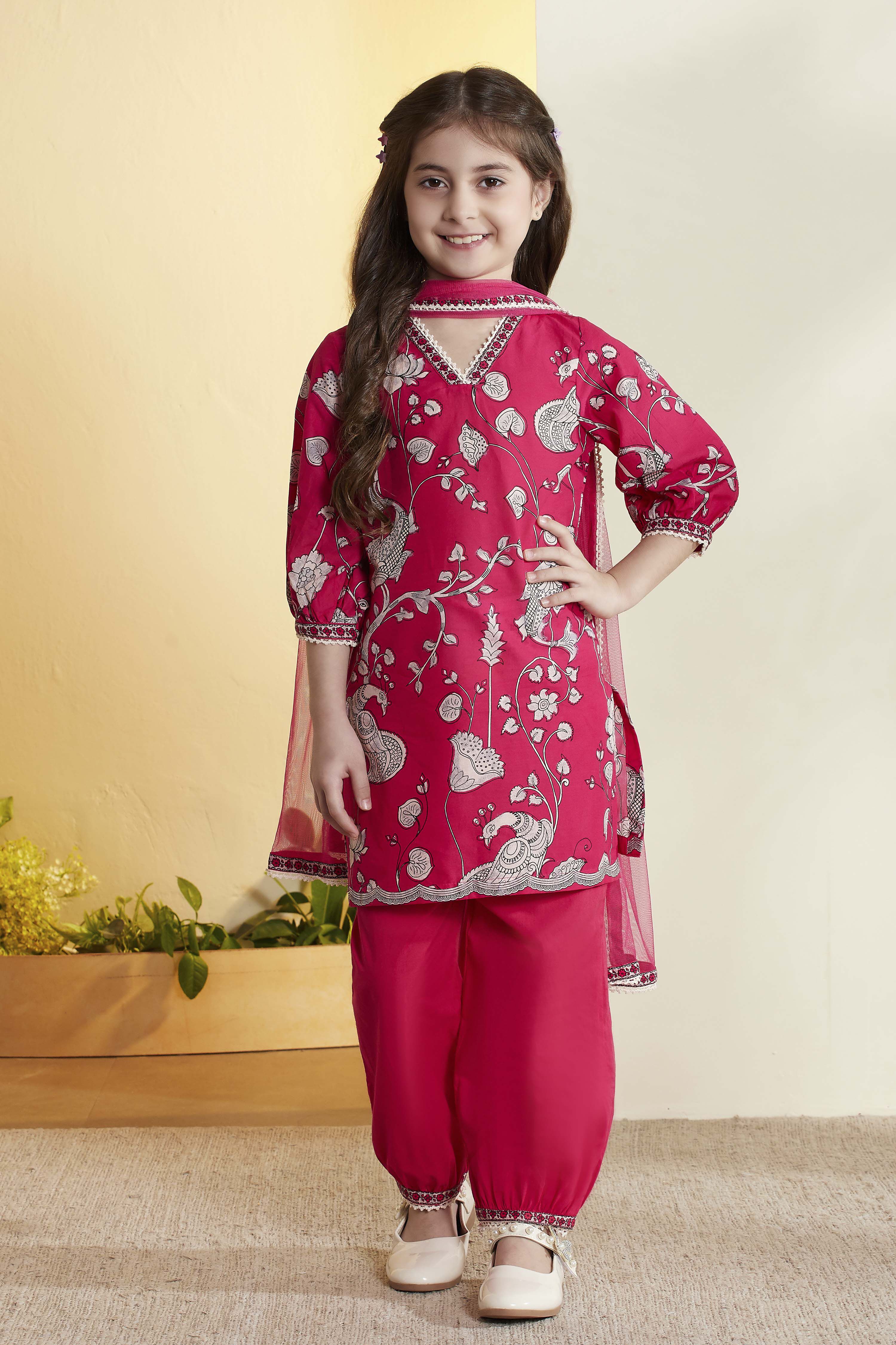 Pink Floral Printed Straight Cotton Kurta Set image number 6