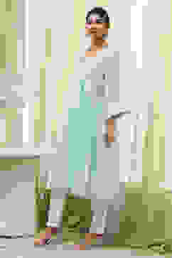 Aqua Embroidered Gathered Kurta image number 2