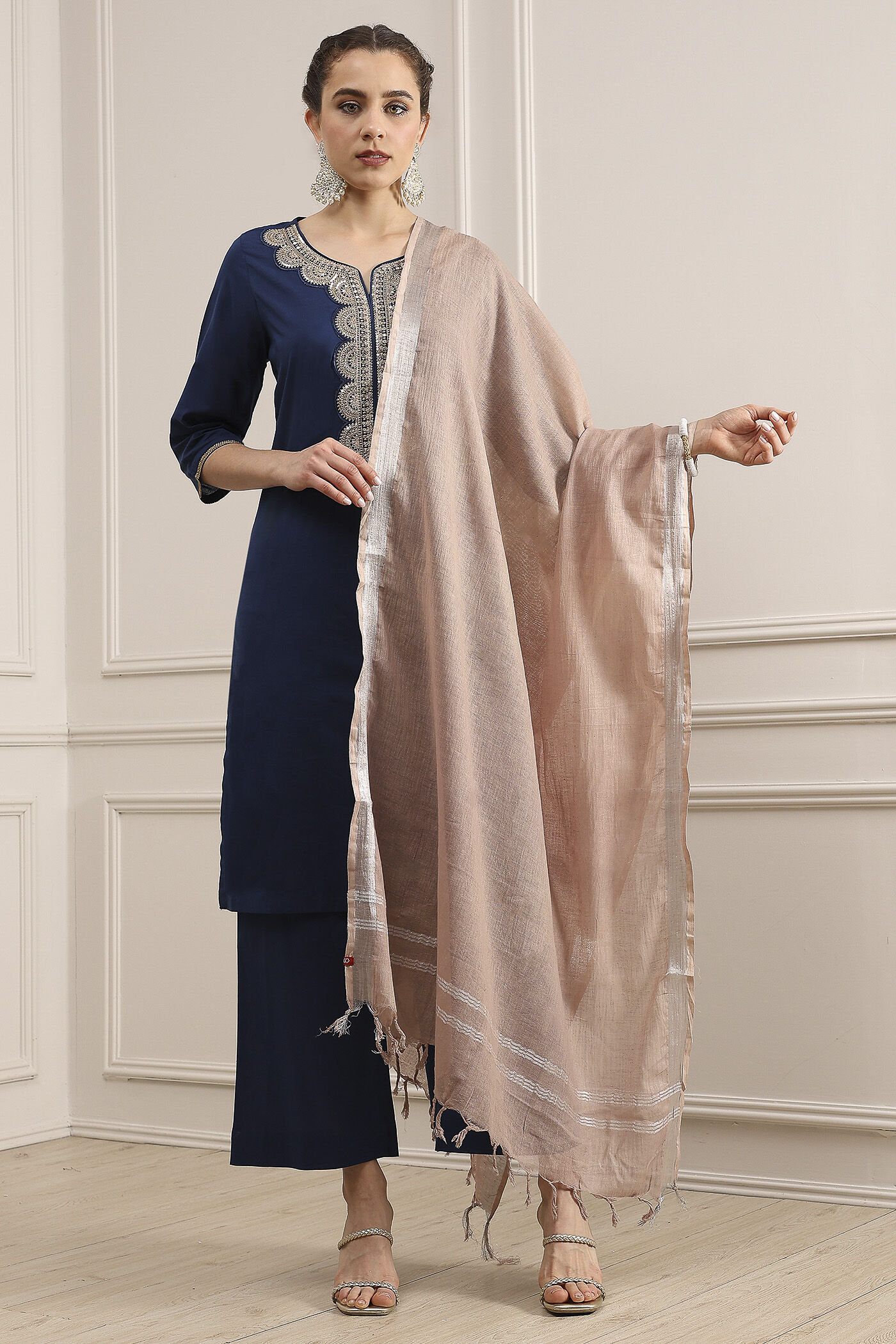 Pink Cotton Solid Dupatta image number 1