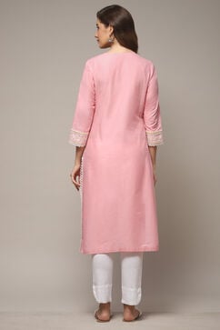 Pink Cotton Straight Embroidred Kurta image number 2