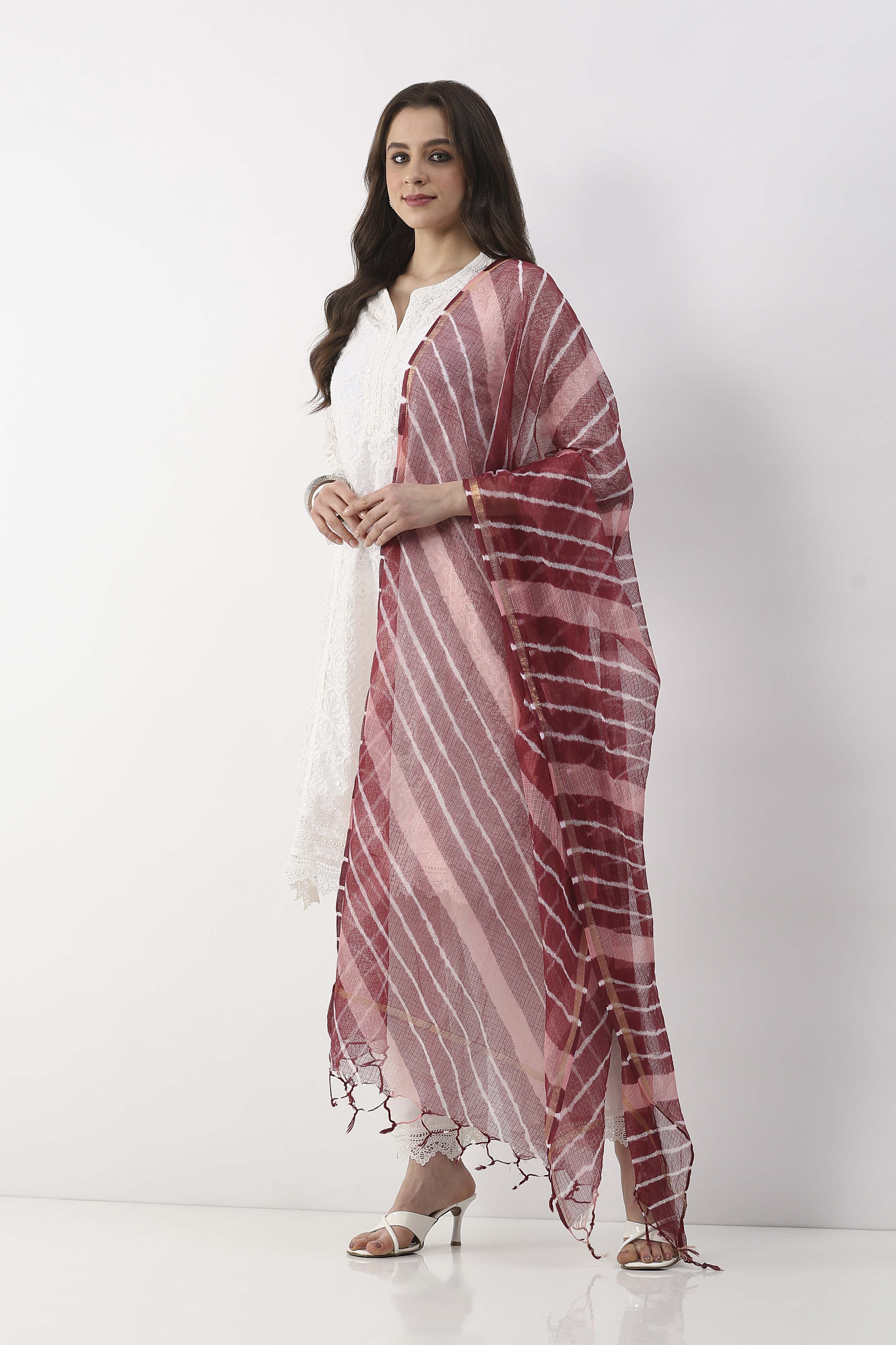 Maroon  Na Dupatta image number 1