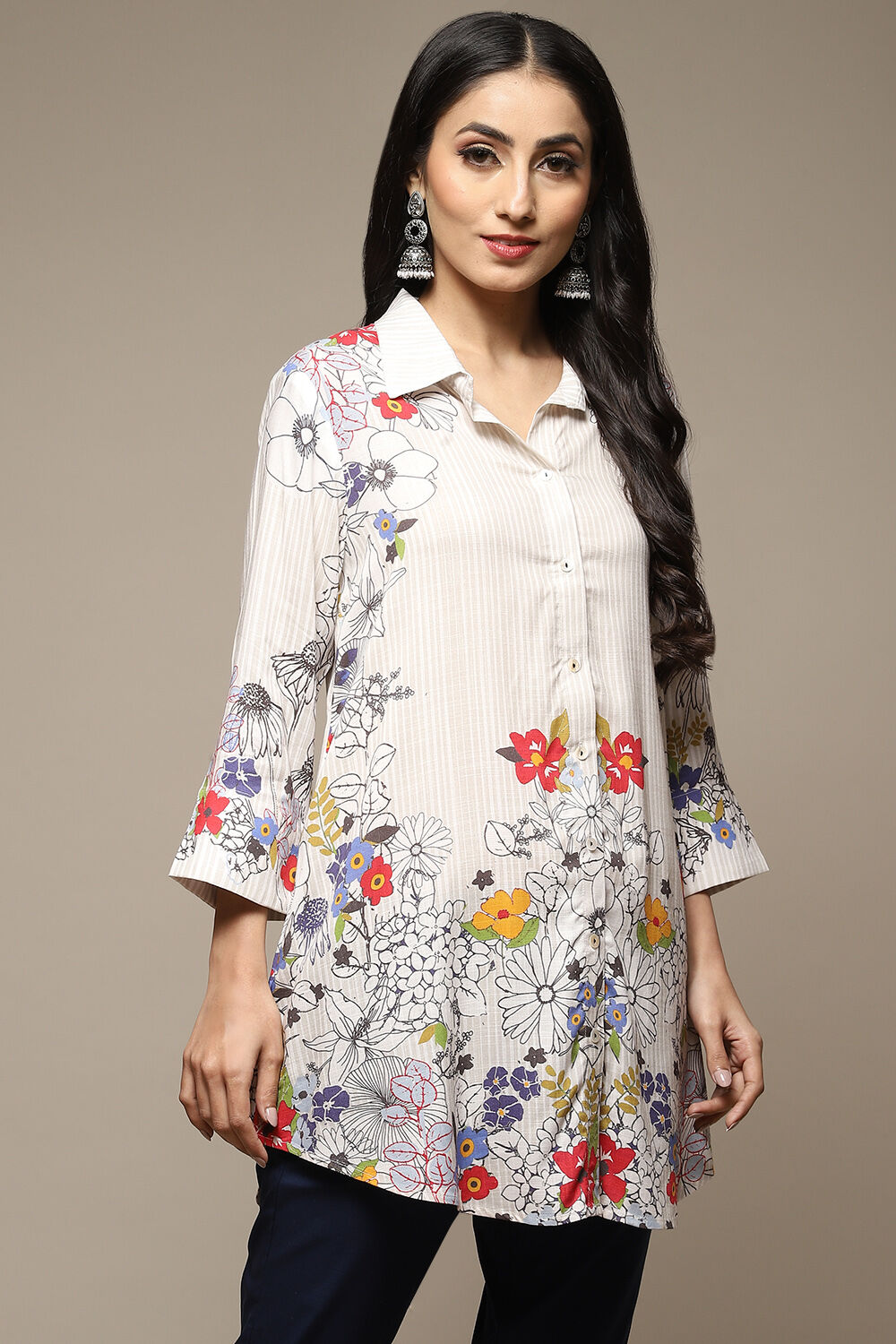 Off White LIVA Printed Shirt image number 3