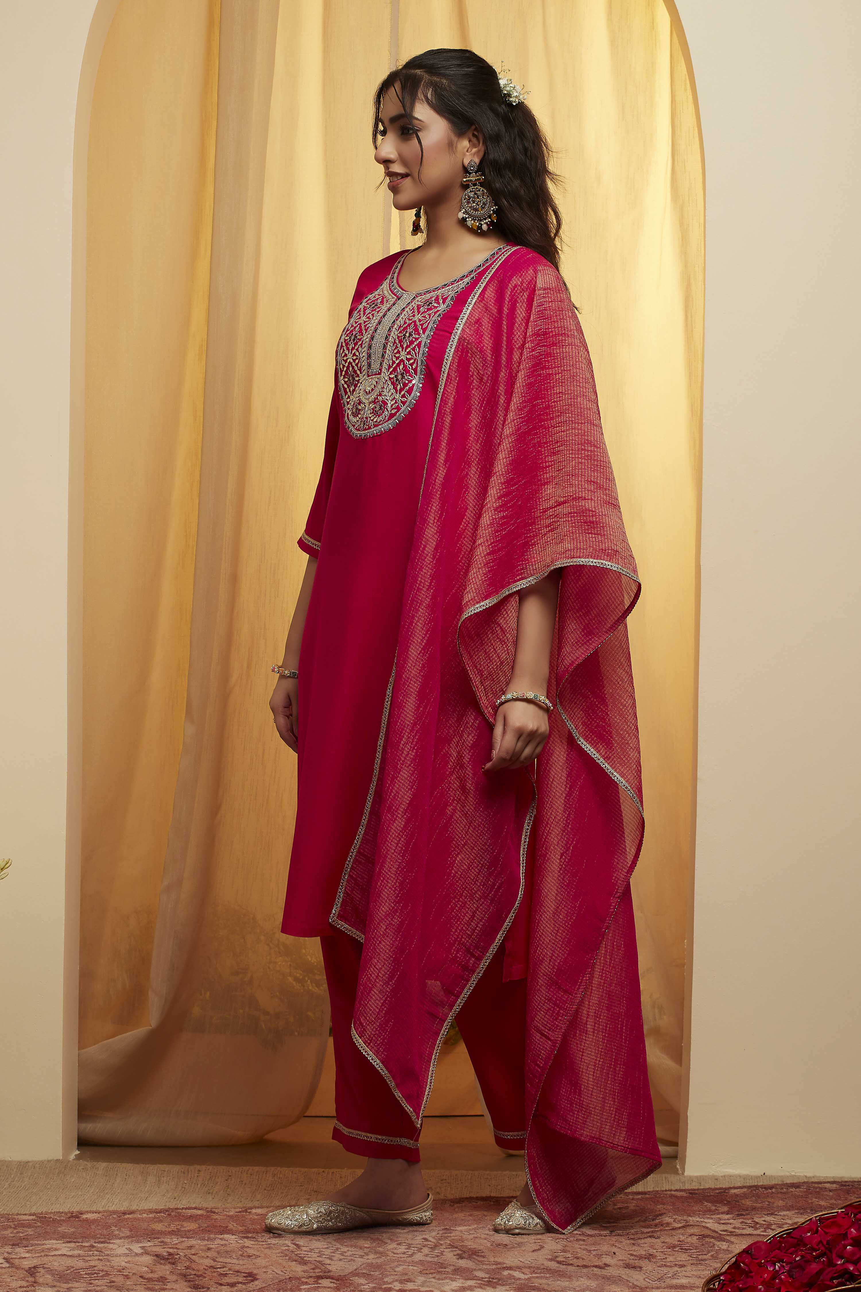 Fuschia Viscose Rayon Straight Suit Set image number 3