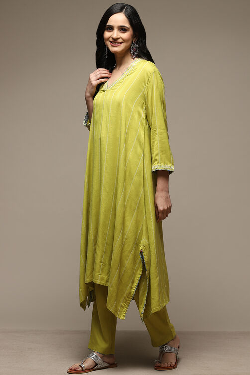 Lime Green Rayon Asymmetric Kurta Pants 2 Piece Set image number 4