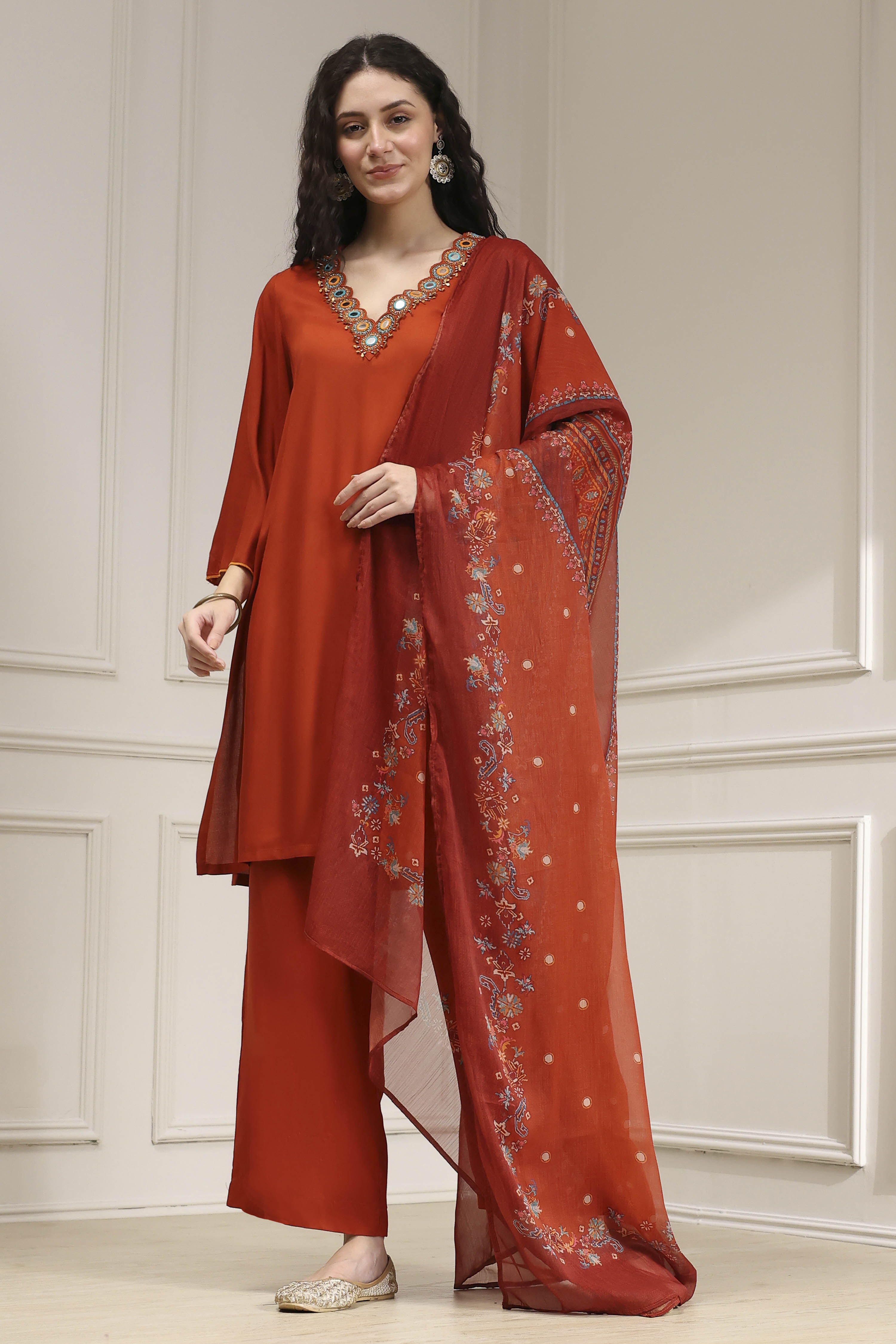 Black Solid Relaxed Straight Suit Set image number 6