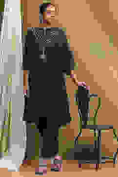 Midnight Blue Solid Festive Straight Kurta Set image number 0