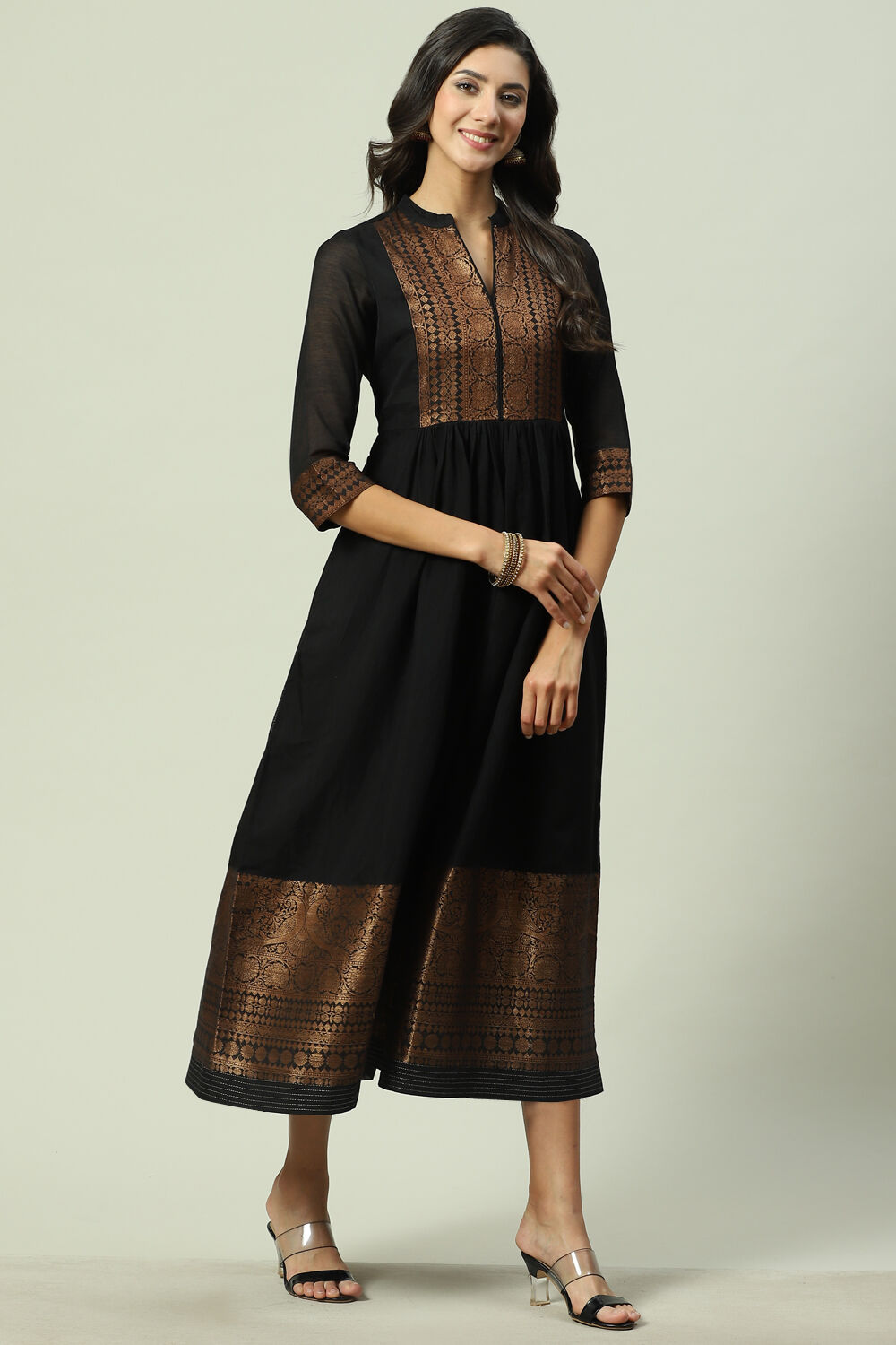 Black Yarn-Dyed Flared Kurta image number 2