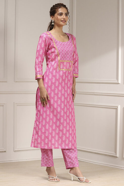 Blue Cotton Digital Print Unstitched Suit Set image number 6
