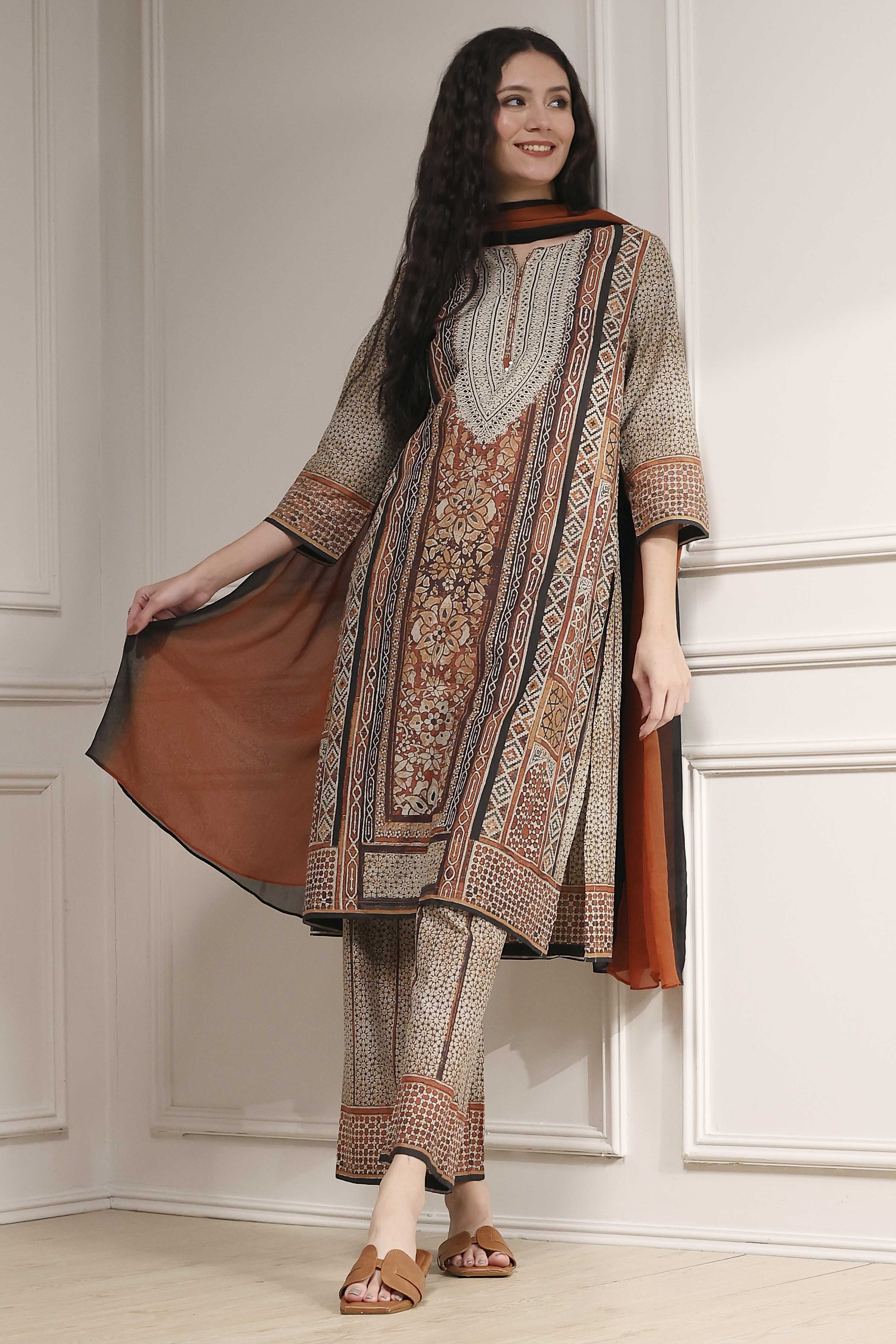 Brown Cotton Printed Straight Suit Set image number 6