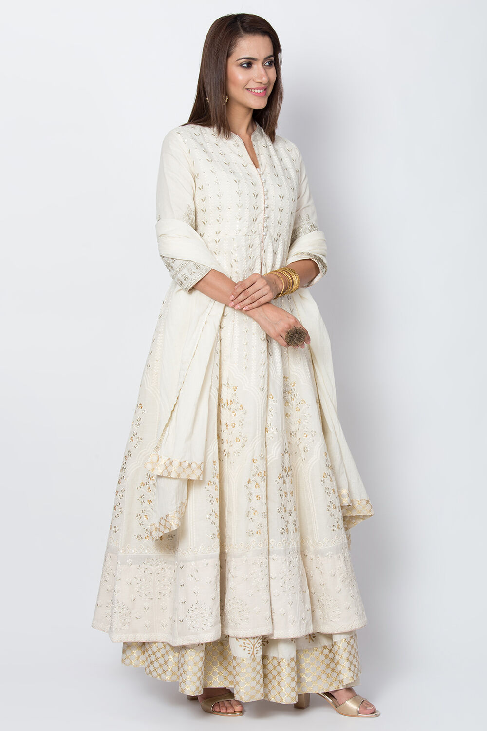 Off White Voile Flared Suit set image number 2