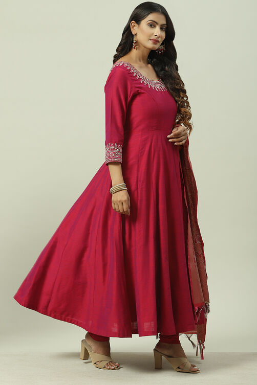 Magenta Poly Viscose Anarkali Kurta Churidar Suit Set image number 6