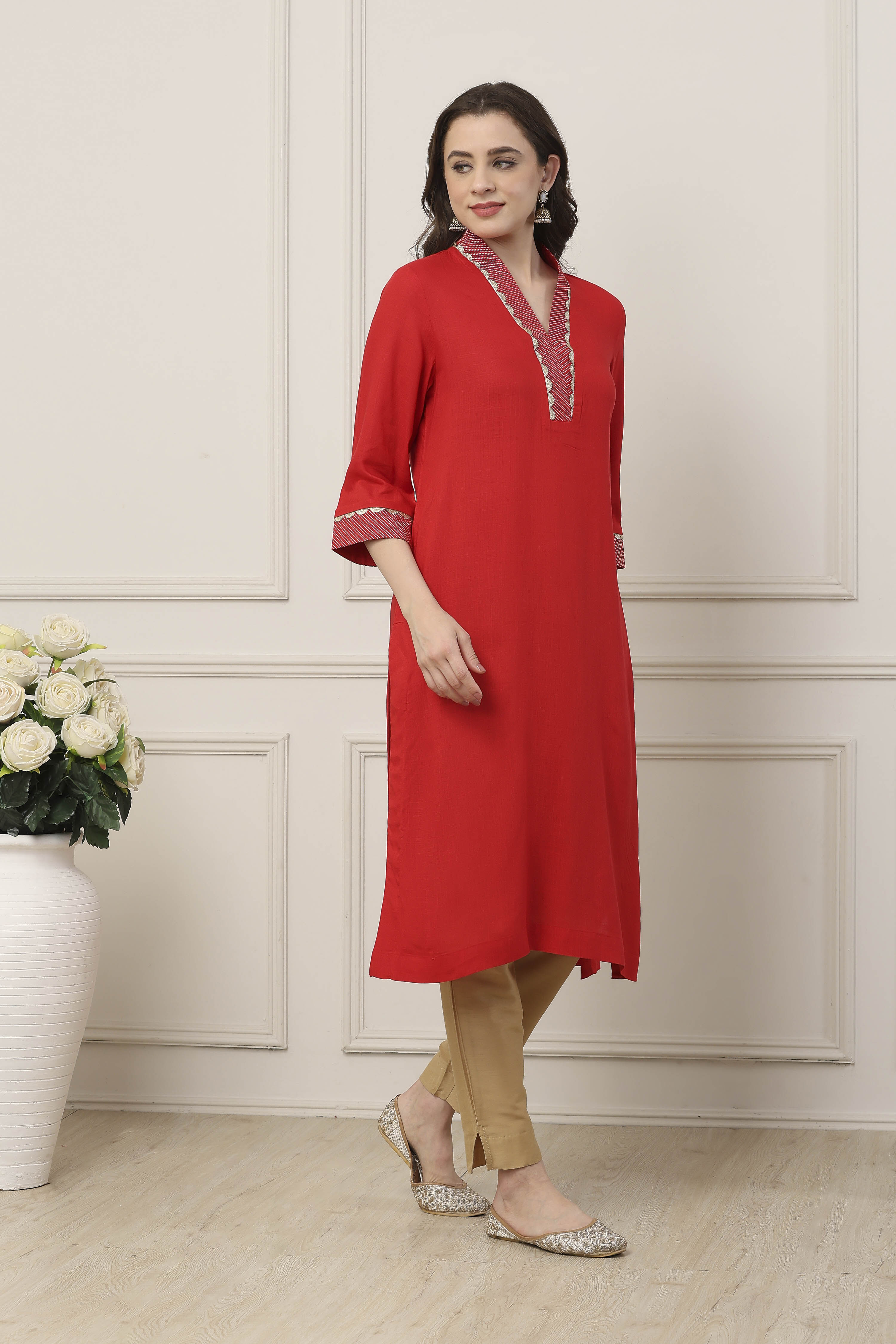 Red Viscose Rayon Straight Kurta image number 4
