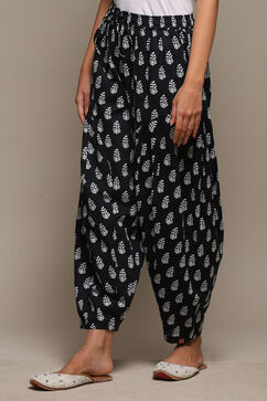 Black & White Cotton Printed Relaxed Salwar image number 2