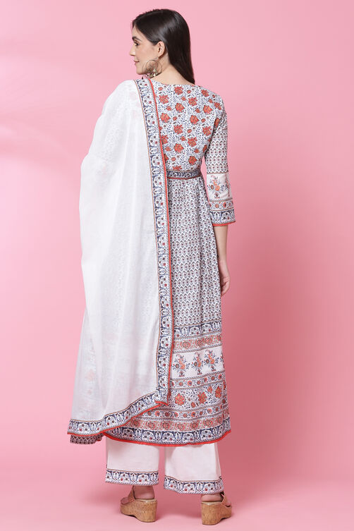 White Cotton Flared Kurta Palazzo Suit Set image number 4