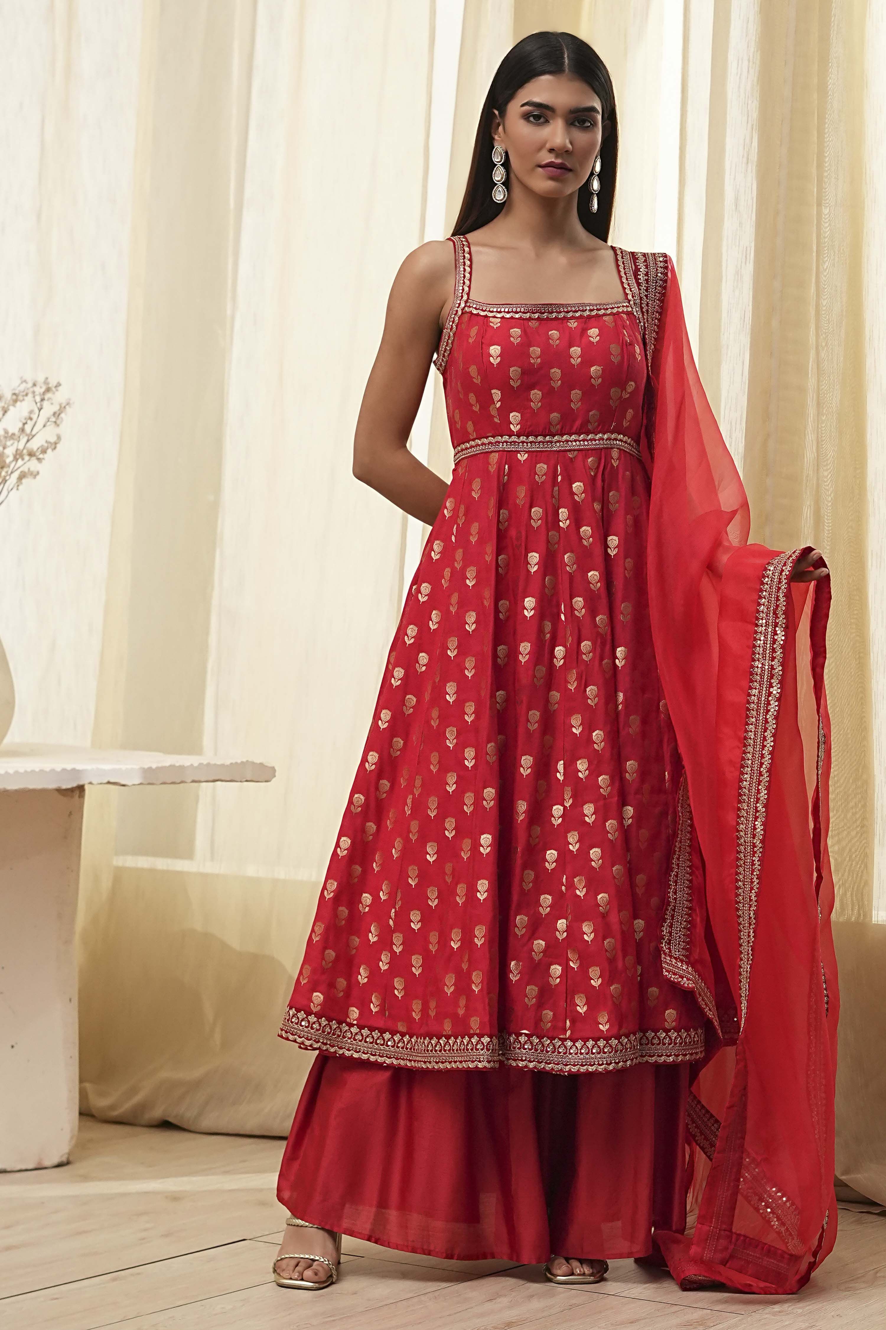 Red Yarn-Dyed Strappy Anarkali Suit Set image number 6