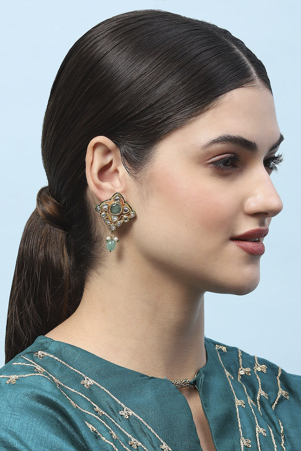 Green Kundan Festive Studs image number 1