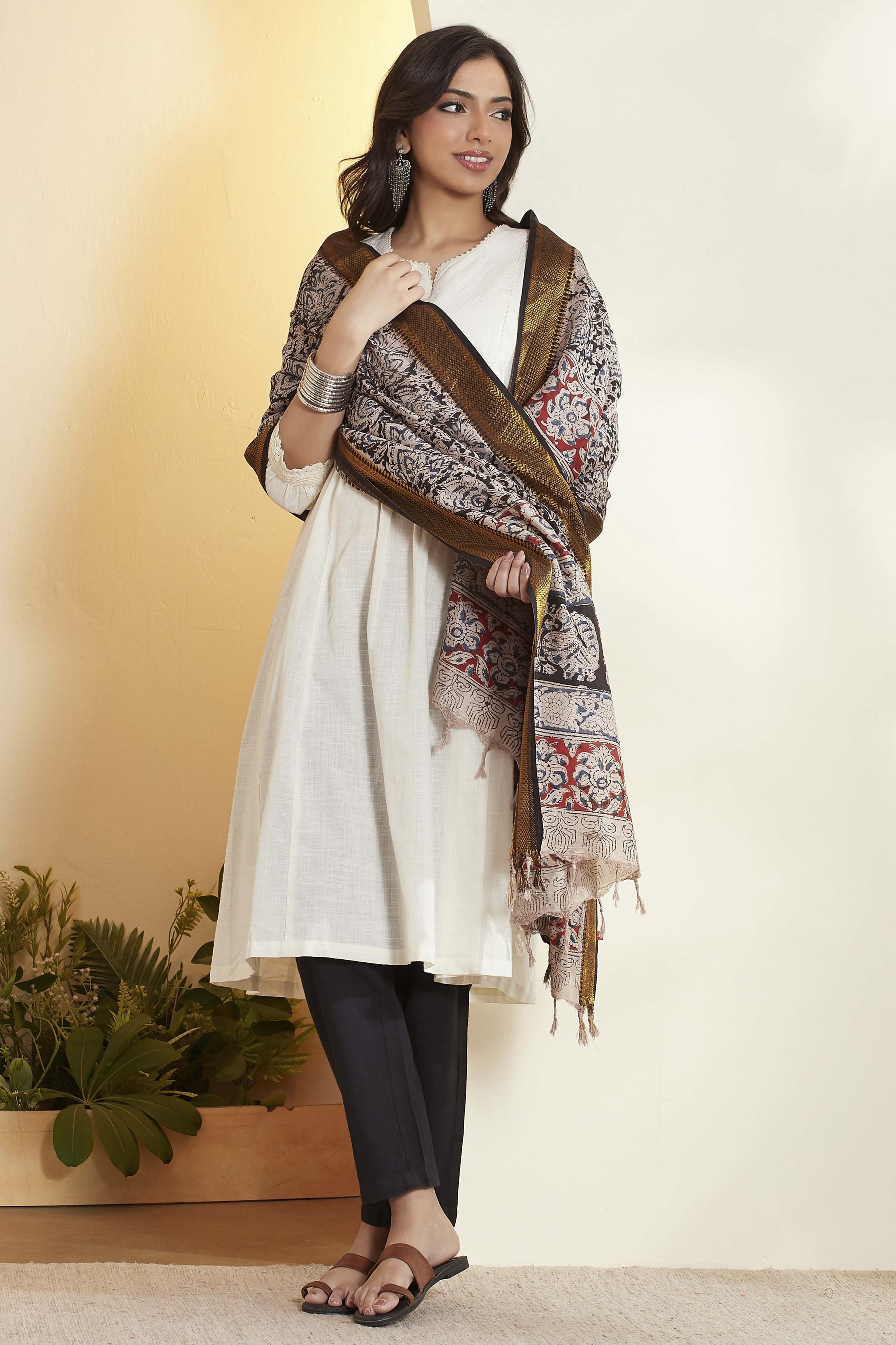Black Chennur Silk Floral Printed Dupatta image number 0