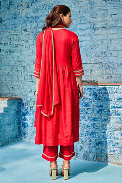 Red Rayon Gathered Suit Set image number 5