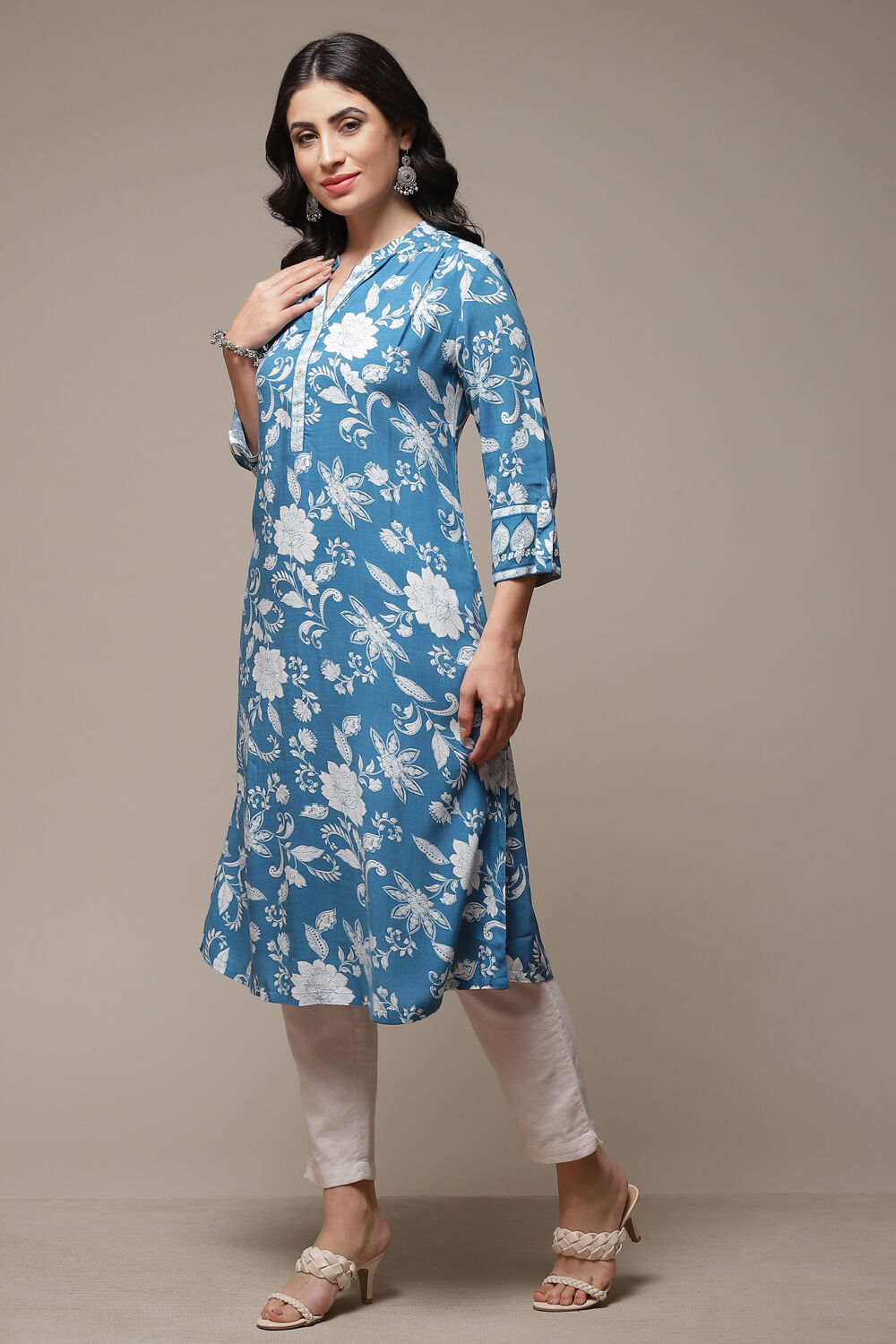 Sky Blue LIVA Straight Printed Kurta image number 3