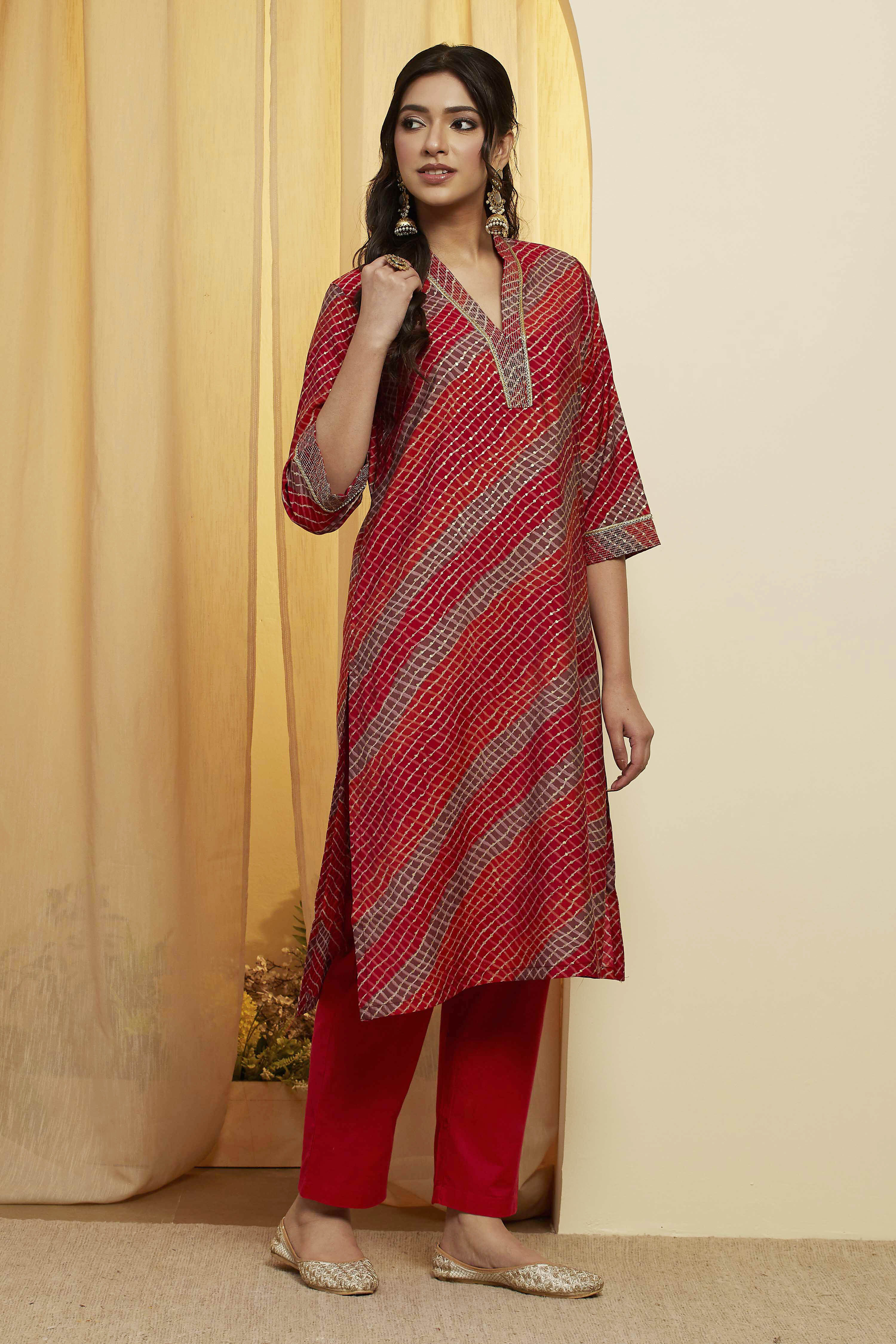 Red Poly Viscose Straight Kurta image number 3