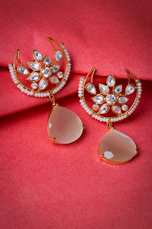 Chand Shaped Kundan Work Earrings With Peach Mona Lisa Drops image number 0