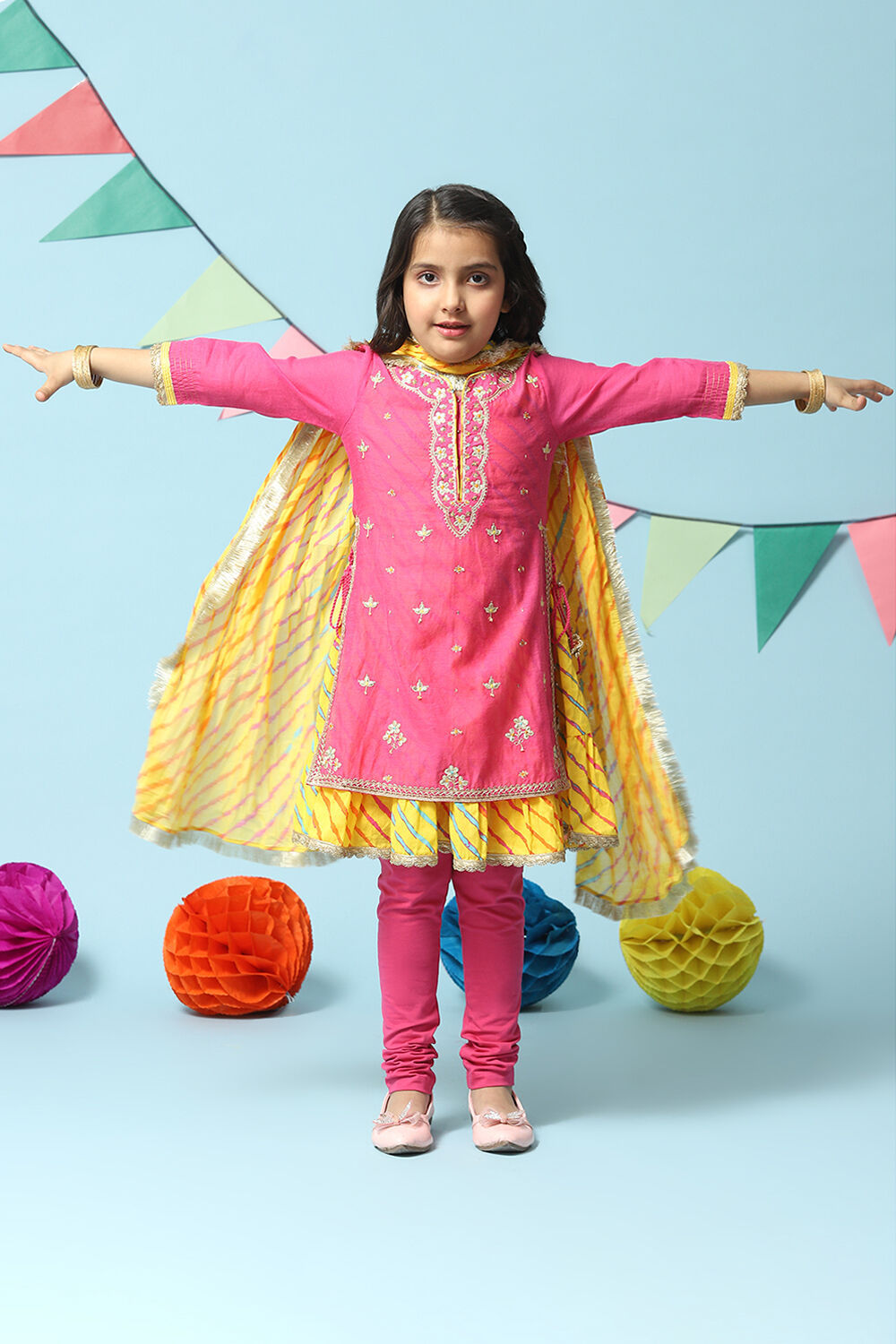 Pink Cotton Blend Straight Kurta Churidar Suit Set image number 0