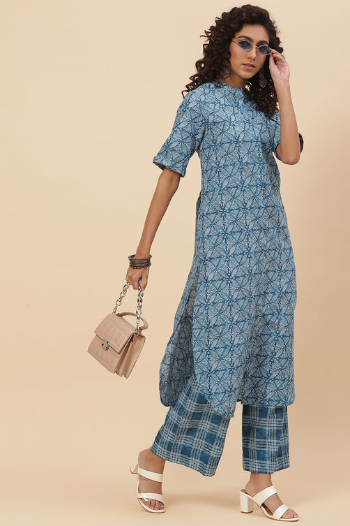 Indigo Cotton Straight Fusion Printed Kurta Set image number 6