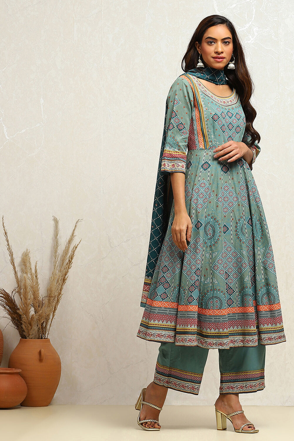 Ecru Cotton Geometric Printed Anarkali Suit Set image number 5