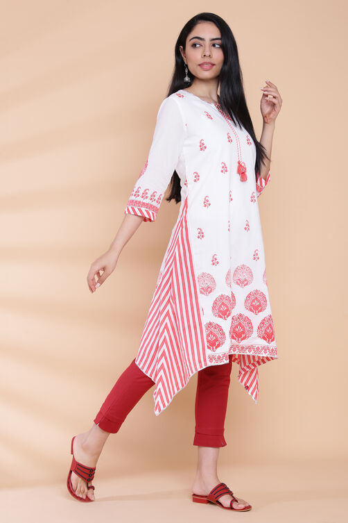 White And Coral Cotton A-Line Printed Kurta image number 4
