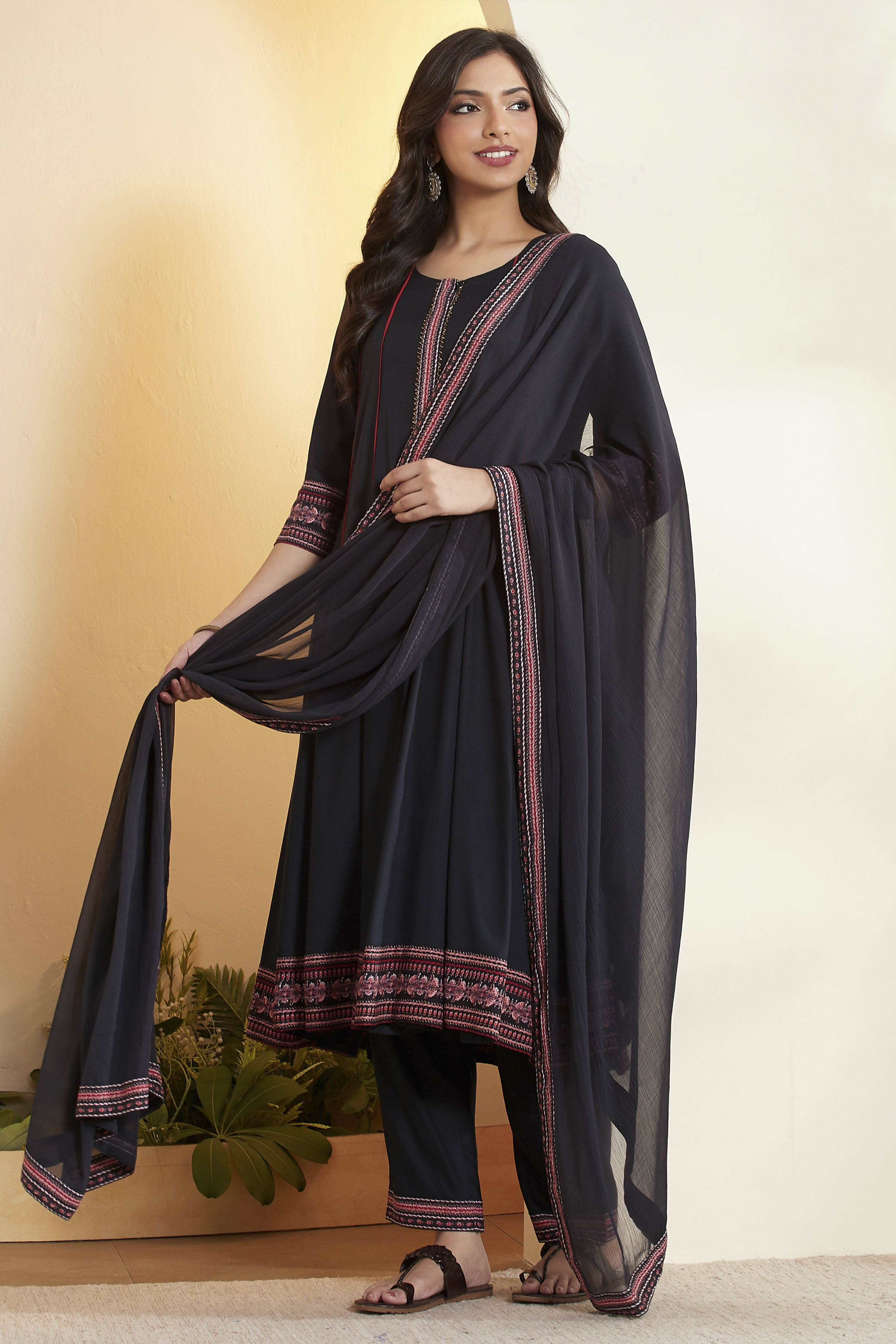 Black Viscose Rayon Kalidar Suit Set image number 0