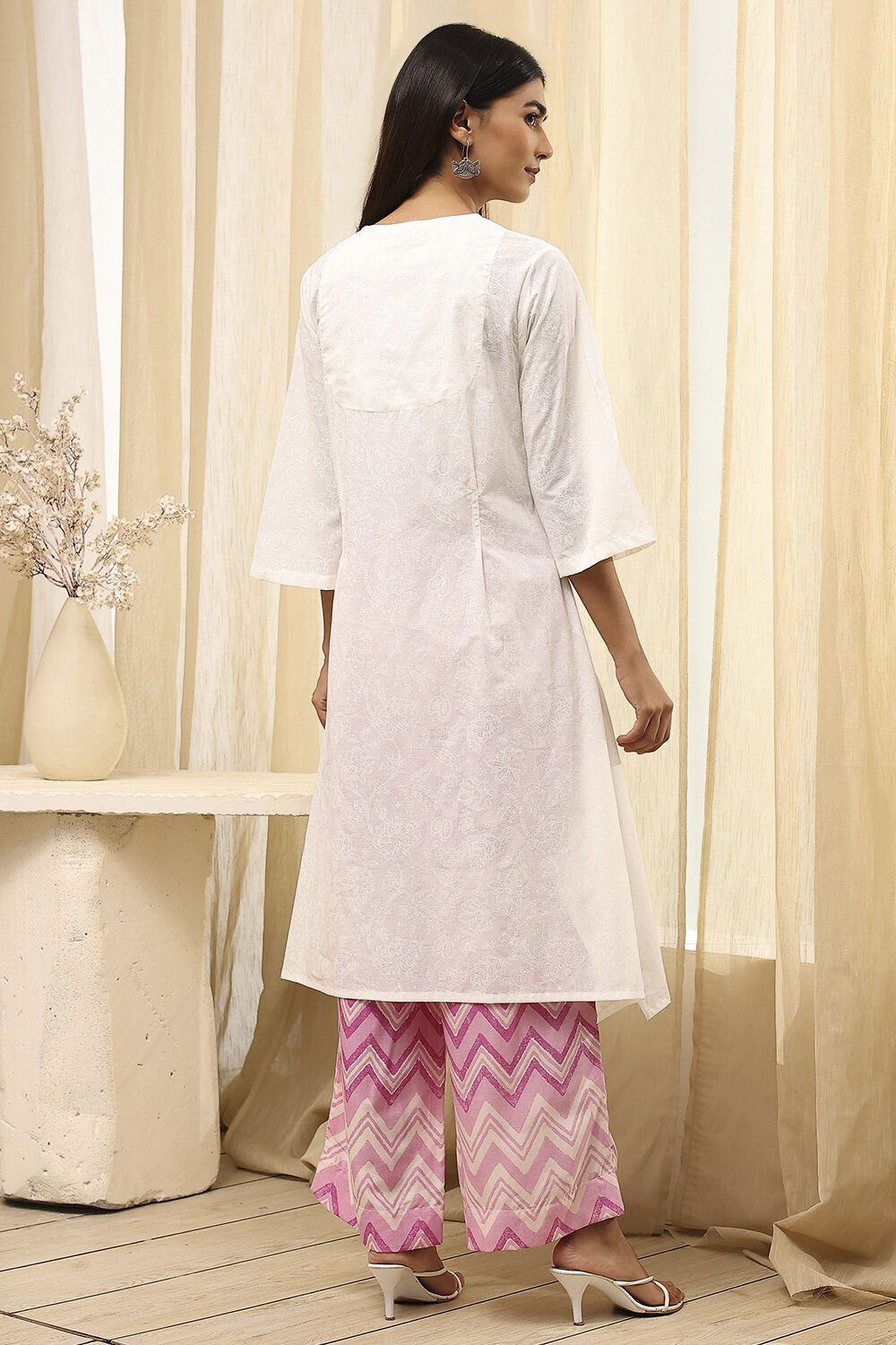 Blue and White Cotton Straight Suit Set image number 5