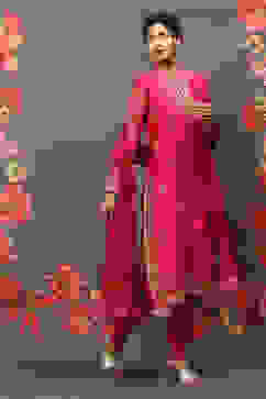Rohit Bal Fuschia Cotton Blend Straight Kurta Suit Set image number 6