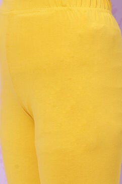 Yellow Cotton Girls Straight Kurta Churidar Suit Set image number 3