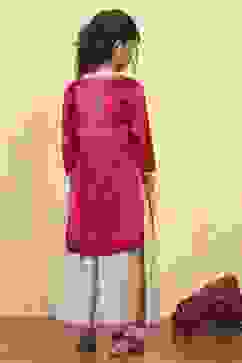 Red Cotton Yarndyed Front open Suit Set image number 4